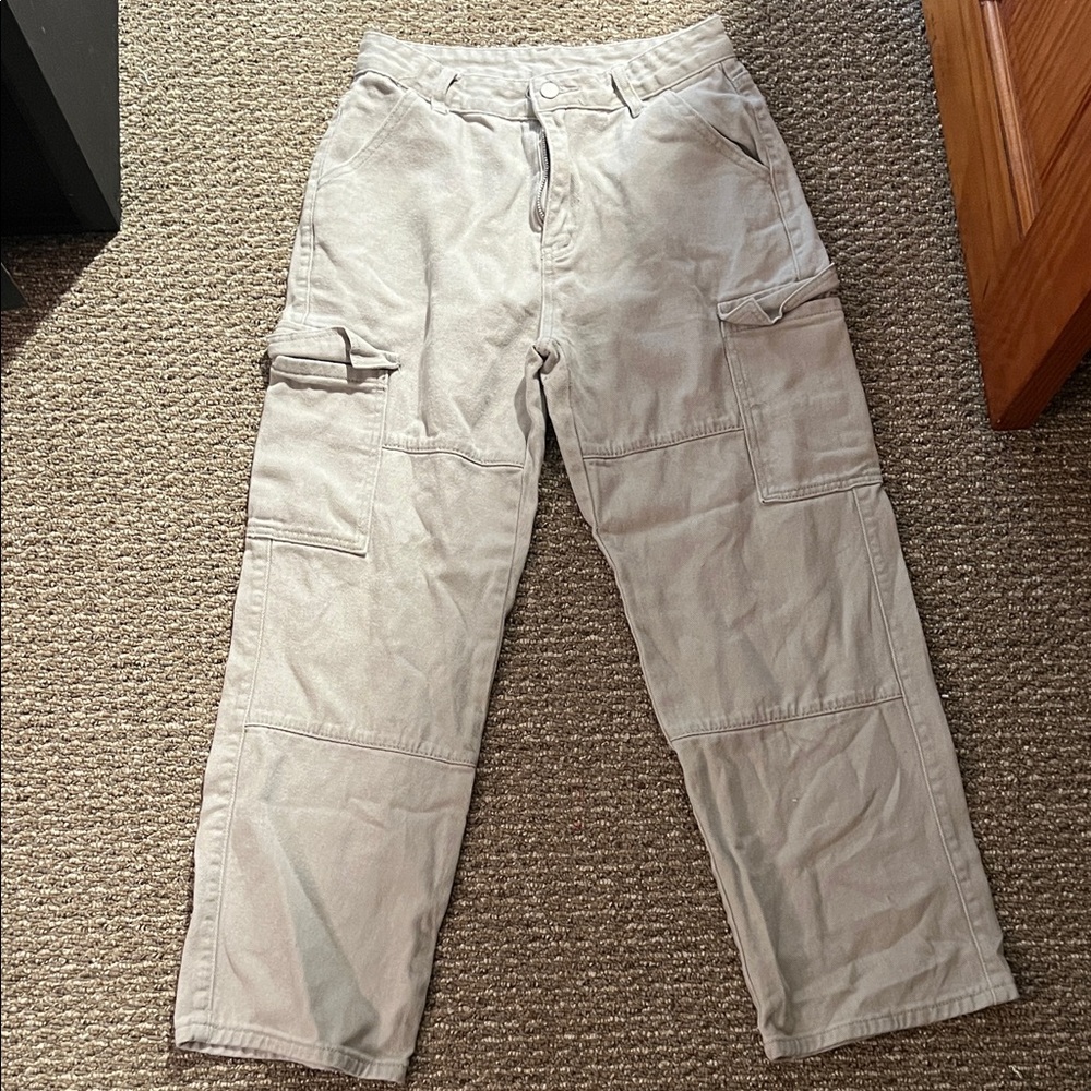 Women's Gray Cargo Pants